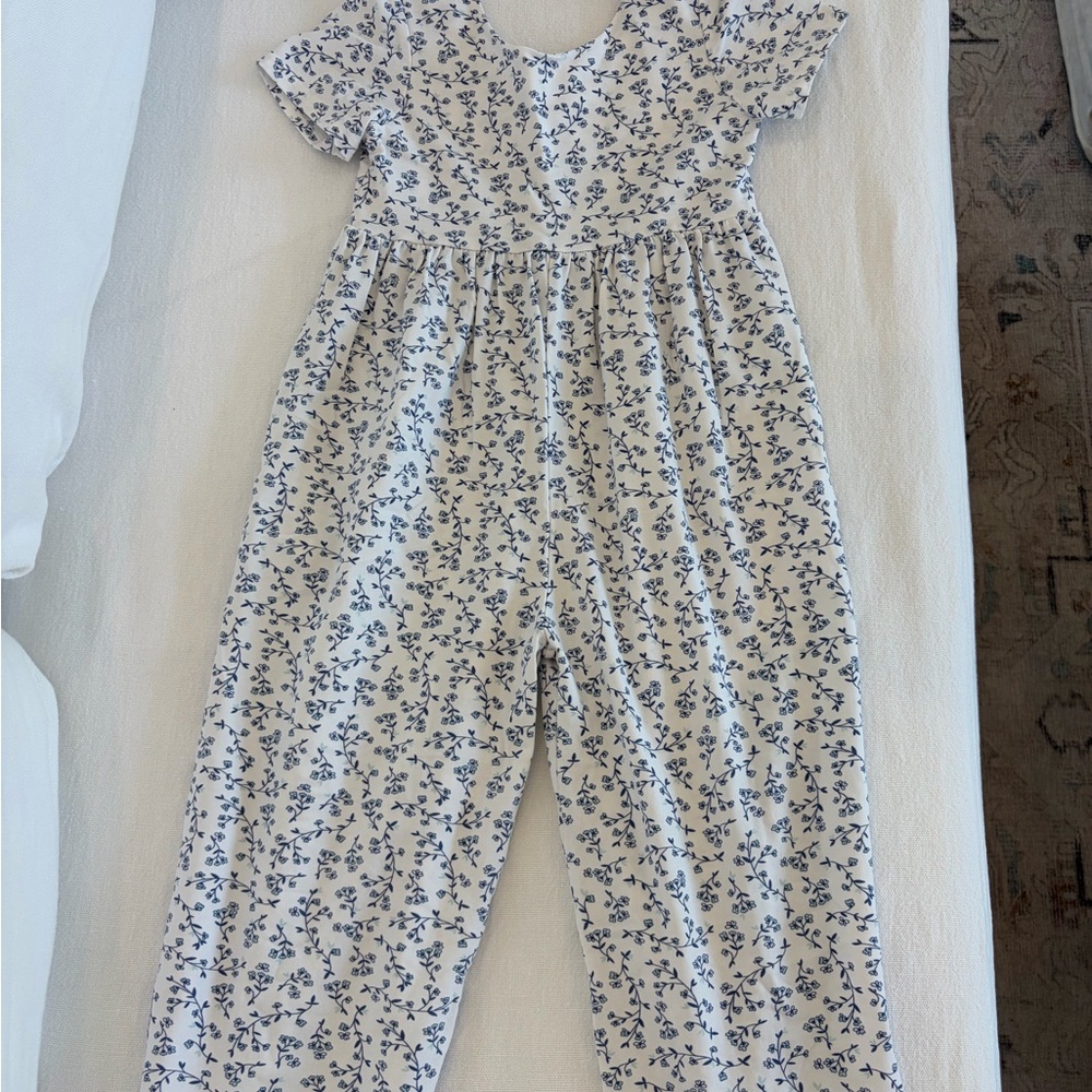 Ollie Jay NWOT Girls Cotton Stretch Romper Blue Floral, size 6